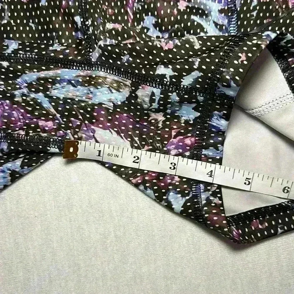 Lululemon What The Sport Short Floral Sport Tranquil Blue Purple Womens Size 4 - Picture 8 of 12